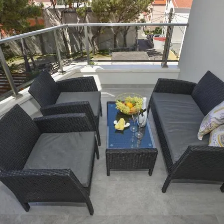 Hani 1 Apartamento Makarska